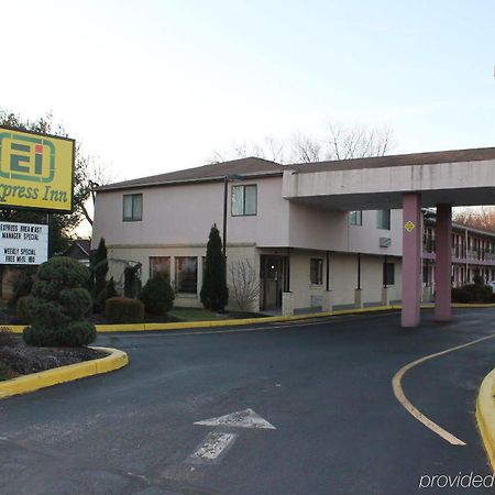 Express Inn - Wall Farmingdale Luaran gambar
